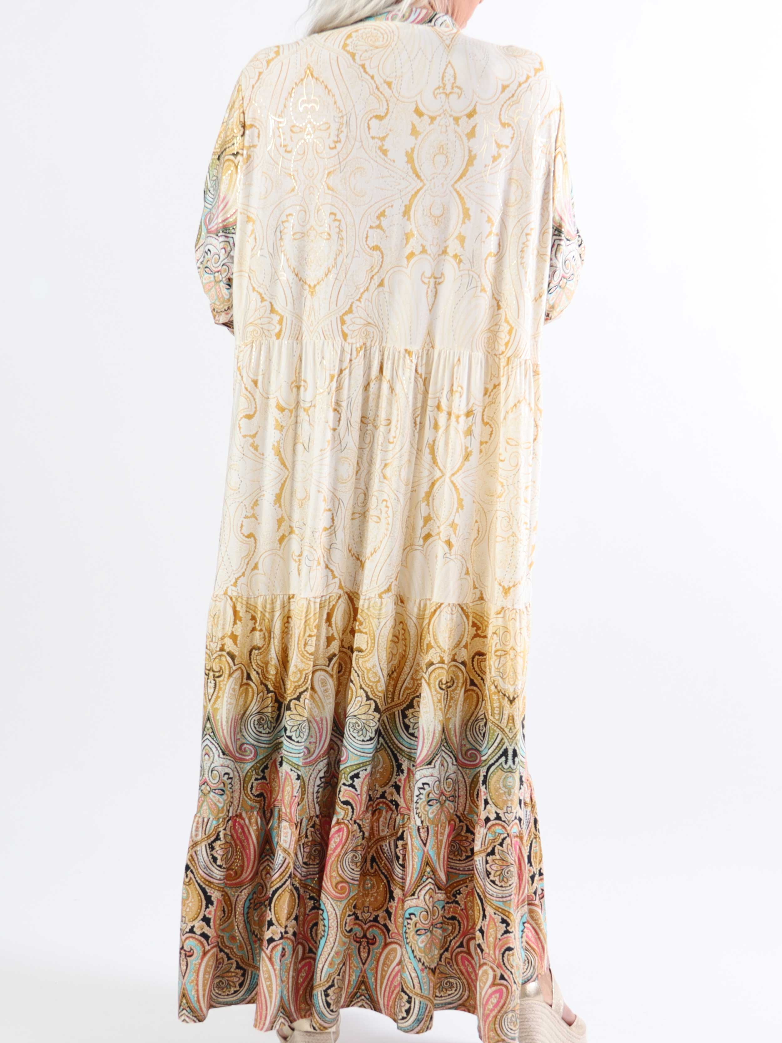 Milano Tamaria - Lång plus size-klänning med fint tryck i lager-på-lager-look